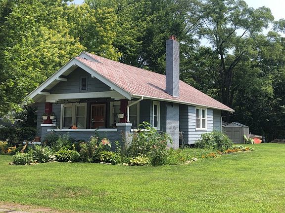 2nd image of 480 Dexter Ave