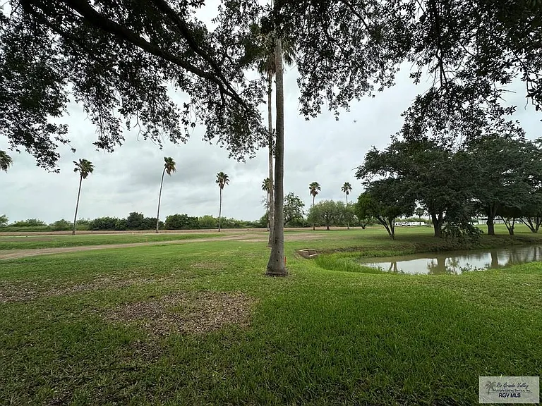 320 Mississippi River Blvd — Photo 15