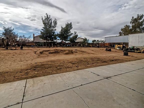 5th image of 7270 Kern Ave