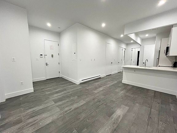 3rd image of 245 Troutman St #1R