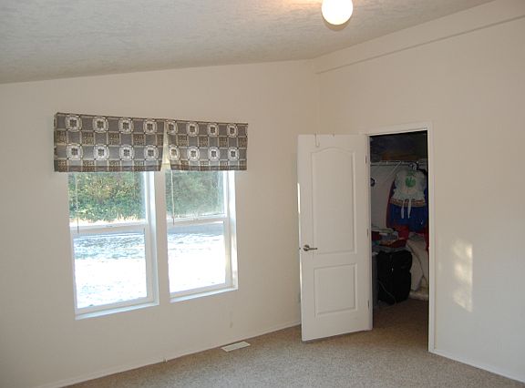 3rd image of 390 Dorado Ave SW