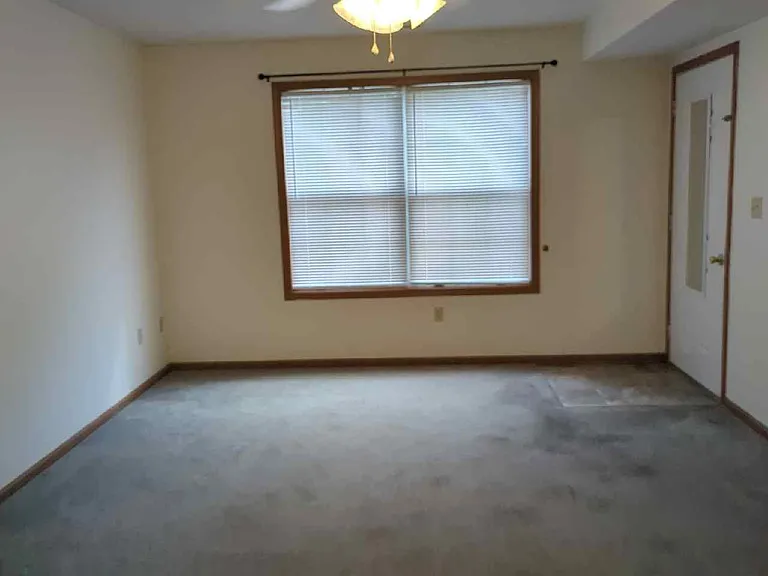 1002 Juniper Ct #B — Photo 8