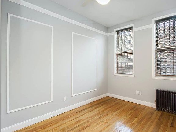 5th image of 147 Leonard St #2REAR