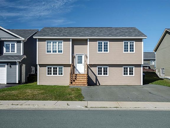 3rd image of 5 Mayfair Avenue