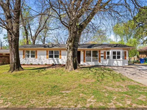 1323 Donaghey Ave, Conway, AR 72034