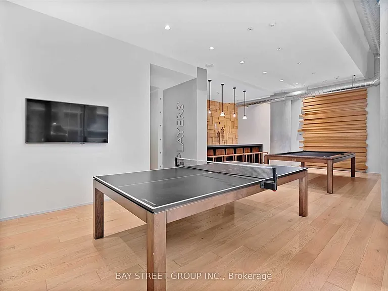 15 Grenville St #2103 — Photo 18