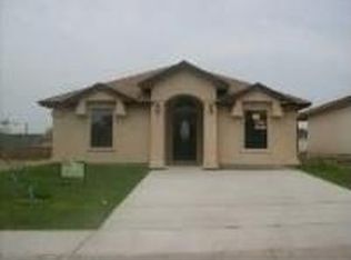 2112 Los Cerezos, Laredo, TX 78046