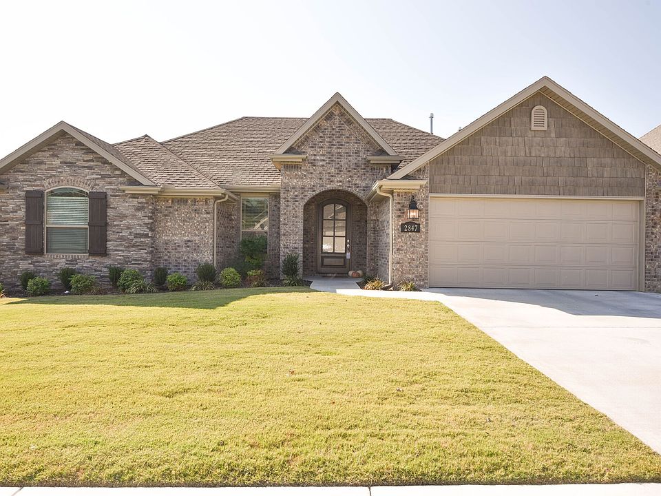 1st image of 2847 W Featherock Way