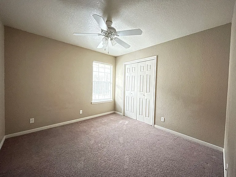 4702 John David Dr — Photo 10