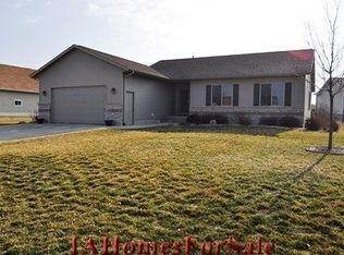206 C Ave, Atkins, IA 52206