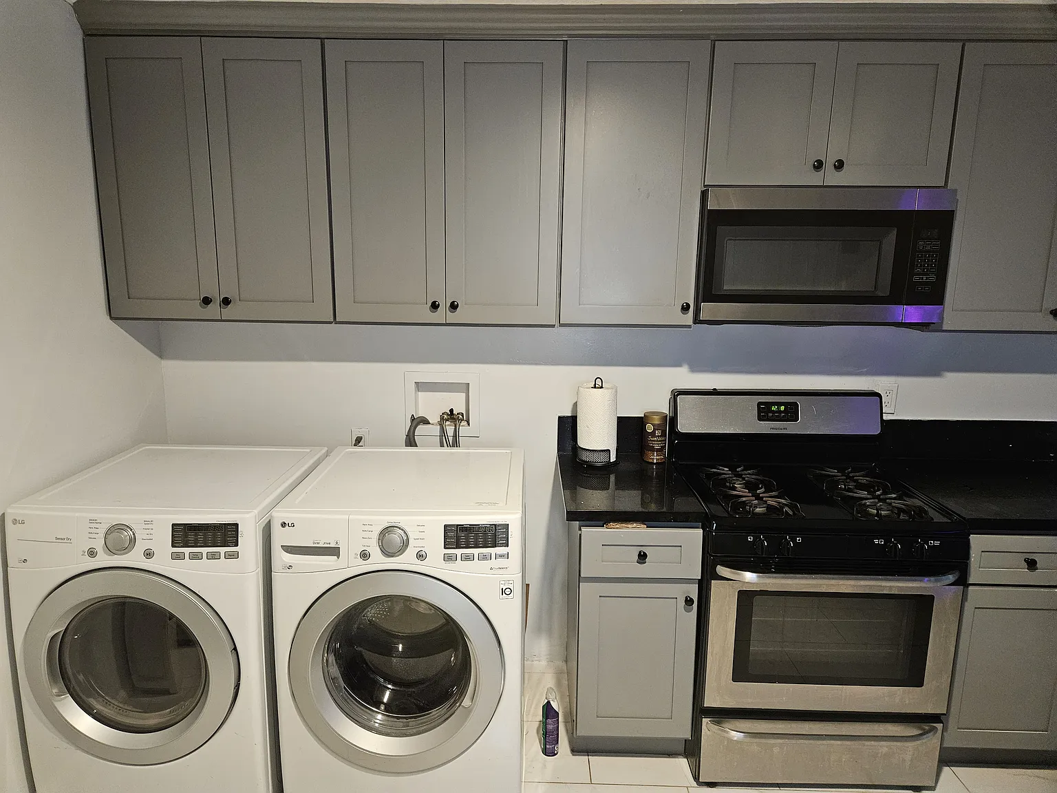 3 bed, 1086 sqft, $1,200 — Photo 1