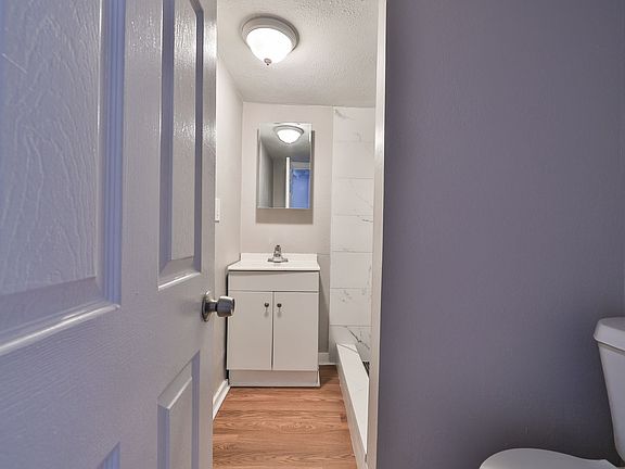 5th image of 1105 E 28th Ave