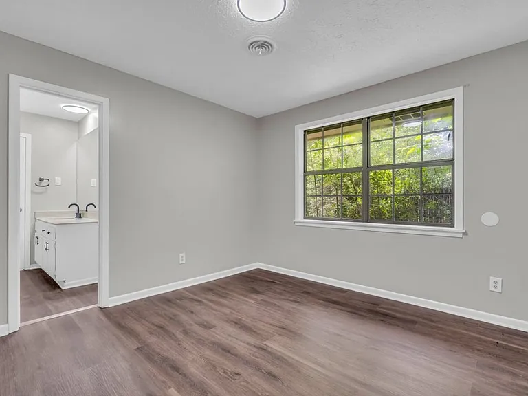 1315 Ruffwood Rd — Photo 12