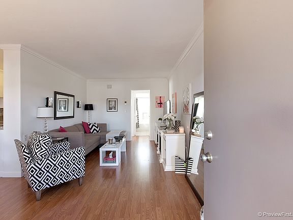 2nd image of 4180 Louisiana St APT 3J