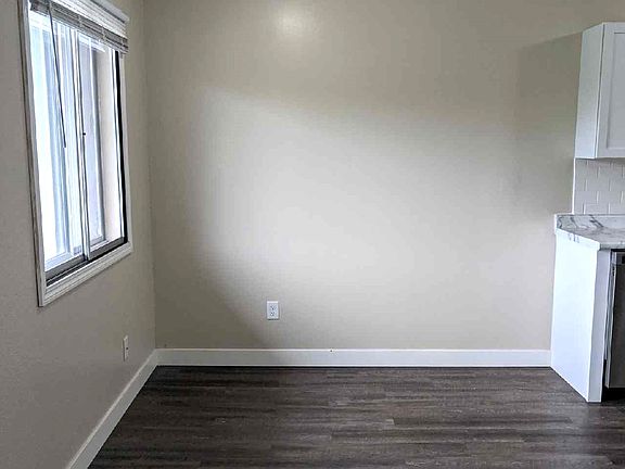 4th image of 1120 Bryant Ave #304