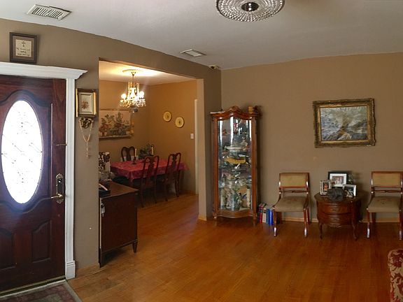 5th image of 11123 Lemay St