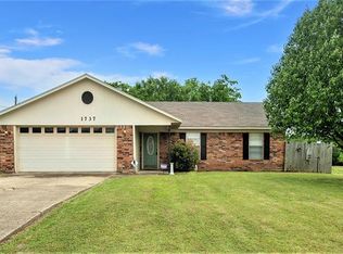 1737 Northwood Blvd, Corsicana, TX 75110