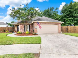 207 Magnolia Knee Dr, Carencro, LA 70520