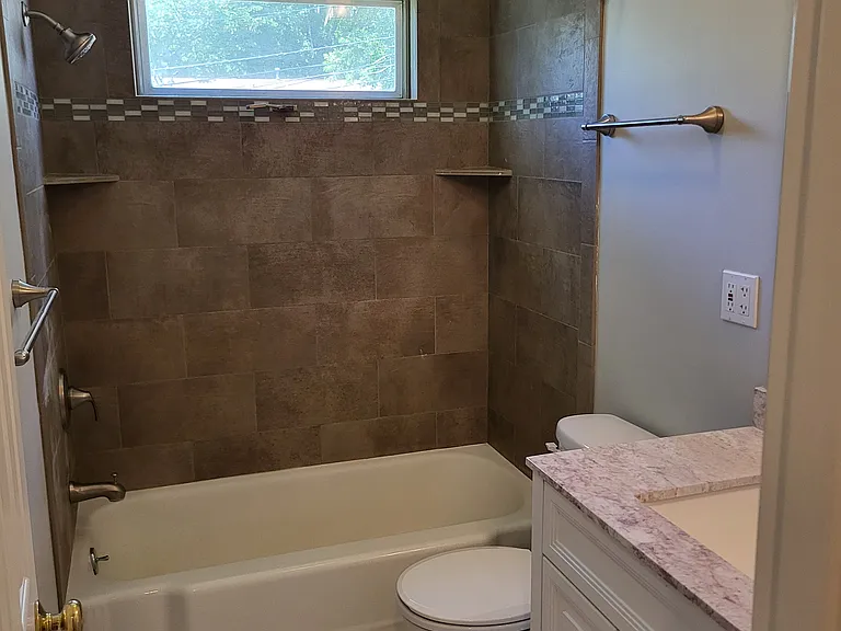 9428 Carter Overland Park — Photo 15