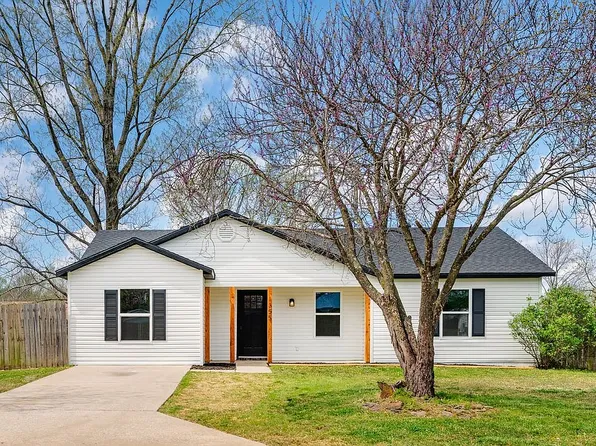 1355 Aspen Cir, Elkins, AR 72727