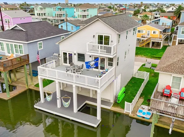 16710 Tahiti Way, Jamaica Beach, TX 77554