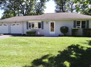 45 Lynwood Dr, Wolcott, CT 06716