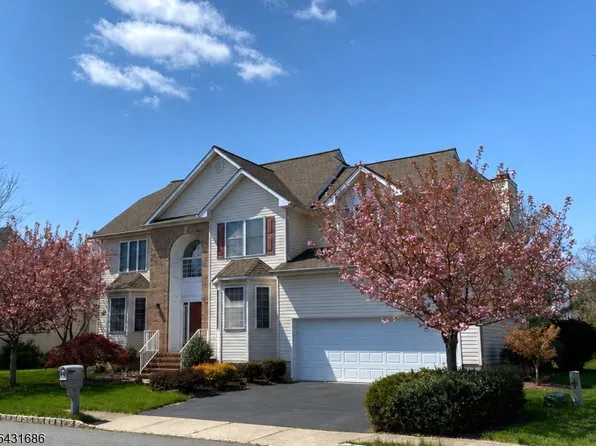 22 Muirhead Ct, Montgomery Twp., NJ 08502