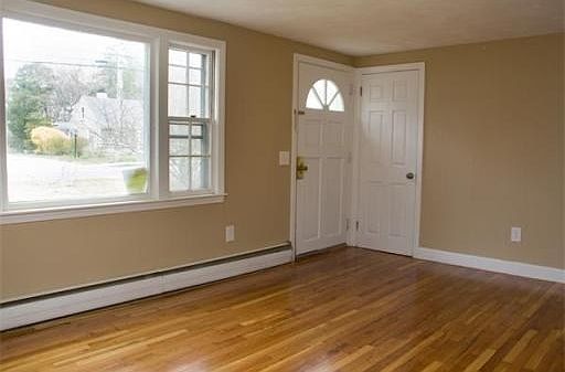 5th image of 116 N Main St
