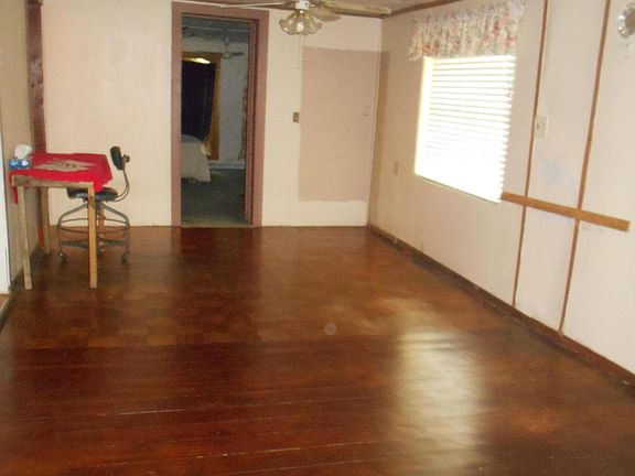 2nd image of 1611 NE 30th Ave