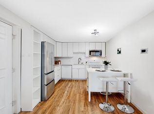 94 Beacon St APT 11, Somerville, MA 02143