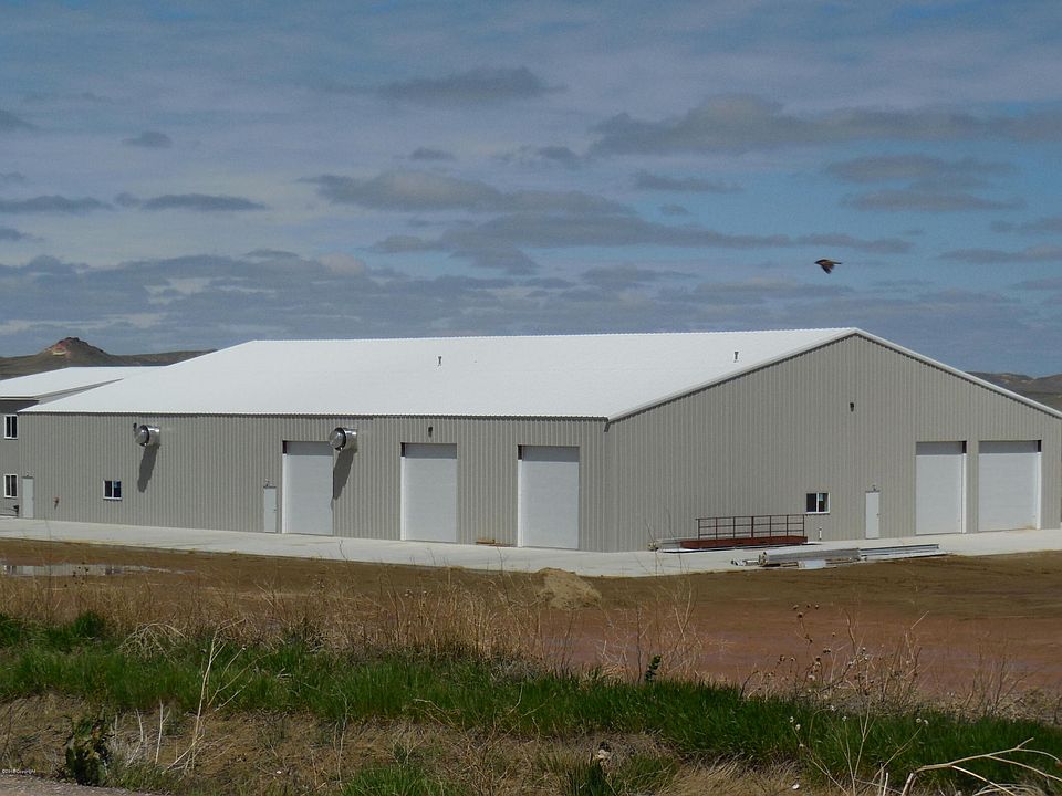 1st image of 3750 Hackathorn Ave