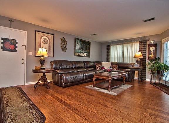 3rd image of 4602 Cheryl Dr