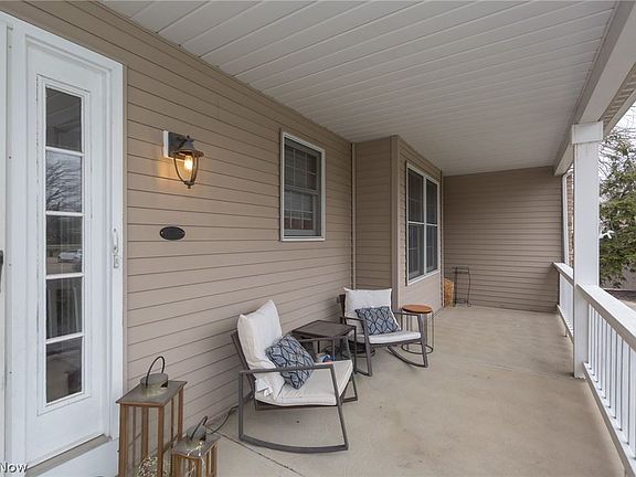 2nd image of 6571 Newhouse Ct