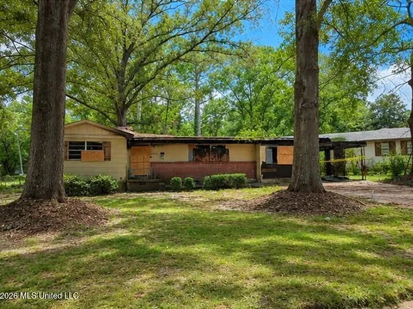 5548 Mimosa Dr, Jackson, MS 39206
