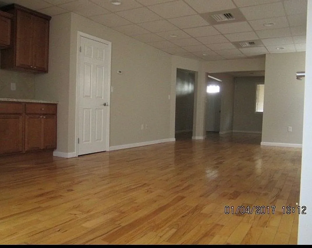 2 bed, 1200 sqft, $1,475 — Photo 2