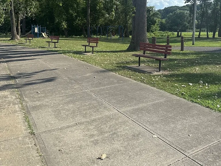 80 Main St #5 — Photo 27