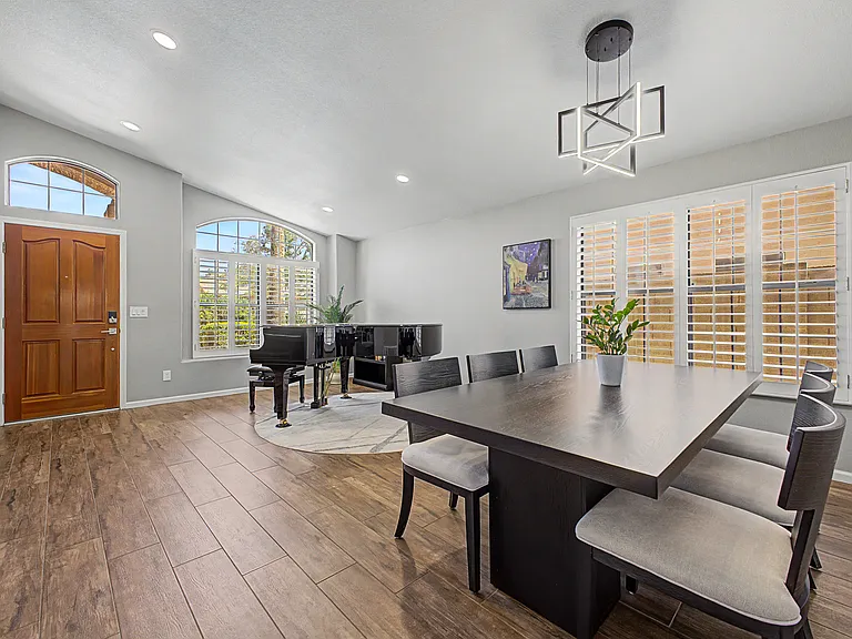 7243 W Morrow Dr — Photo 6