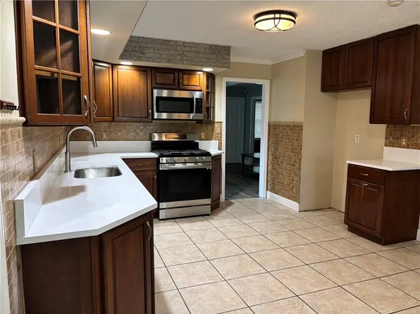 82 Kilgore Pl, Kenner, LA 70065