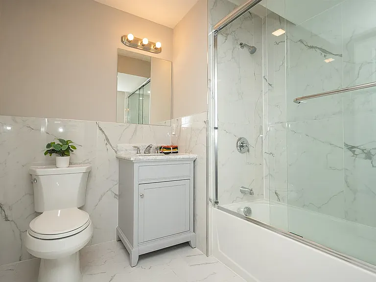 242 Beacon Ave #201 — Photo 9