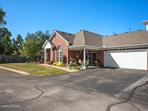 2nd image of 6501 Park Gate Ct
