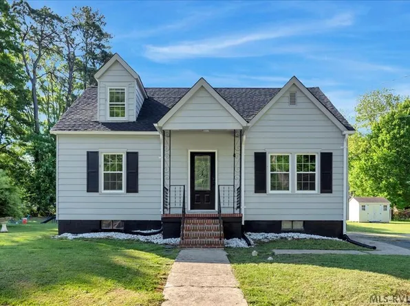 622 N Lunenburg Ave, South Hill, VA 23970