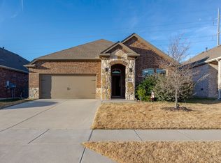 10318 Thunderwood Dr, Aubrey, TX 76227