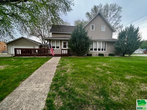 408 Fir St, Hospers, IA 51238