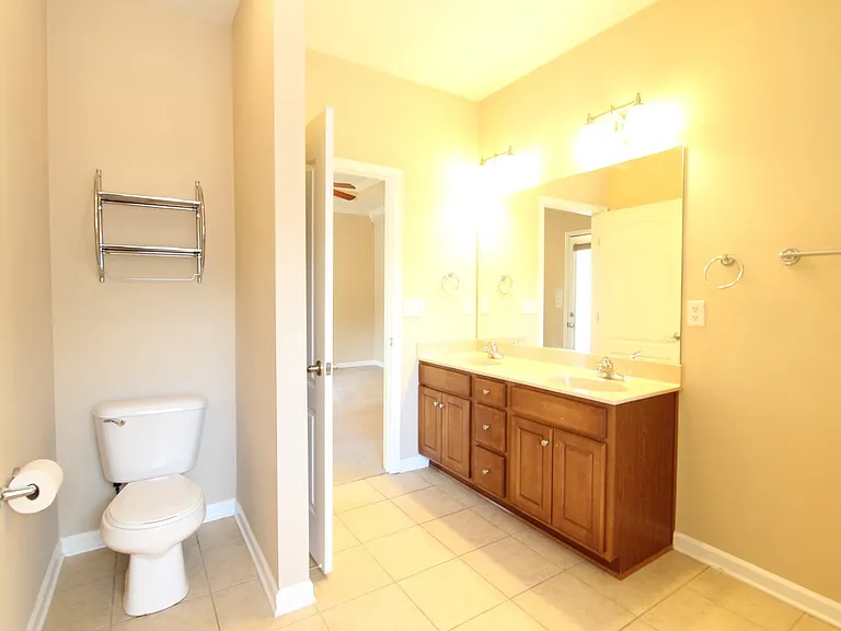222 Oxmoor Pl — Photo 12