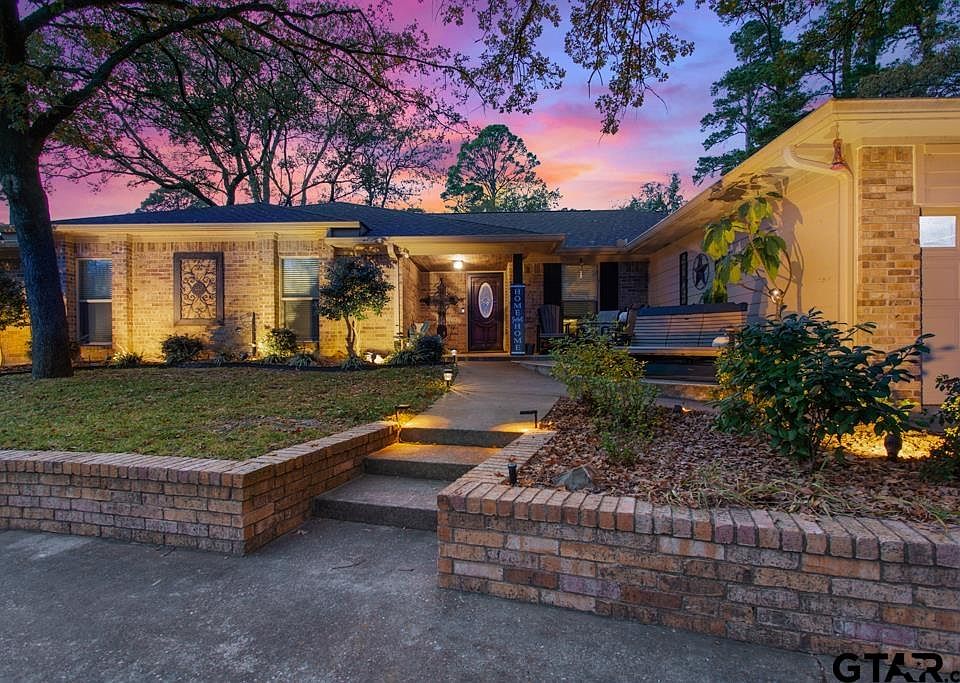 1st image of 412 Hideaway Ln E