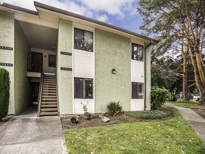 15926 NE Fremont St, Portland, OR, 97230