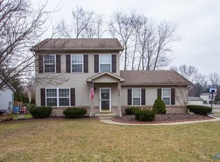 3326 Indian Oaks Ln, Toledo, OH 43617