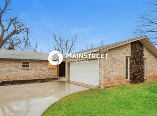 2005 Fox Ave, Moore, OK 73160