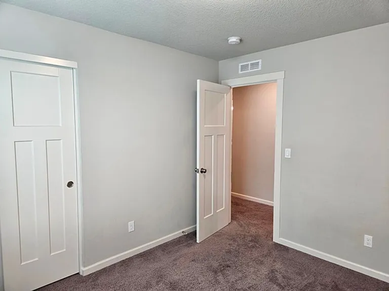 3915 Lindburg Rd SE — Photo 19