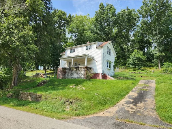 284 Bridge St, Hunker, PA 15639